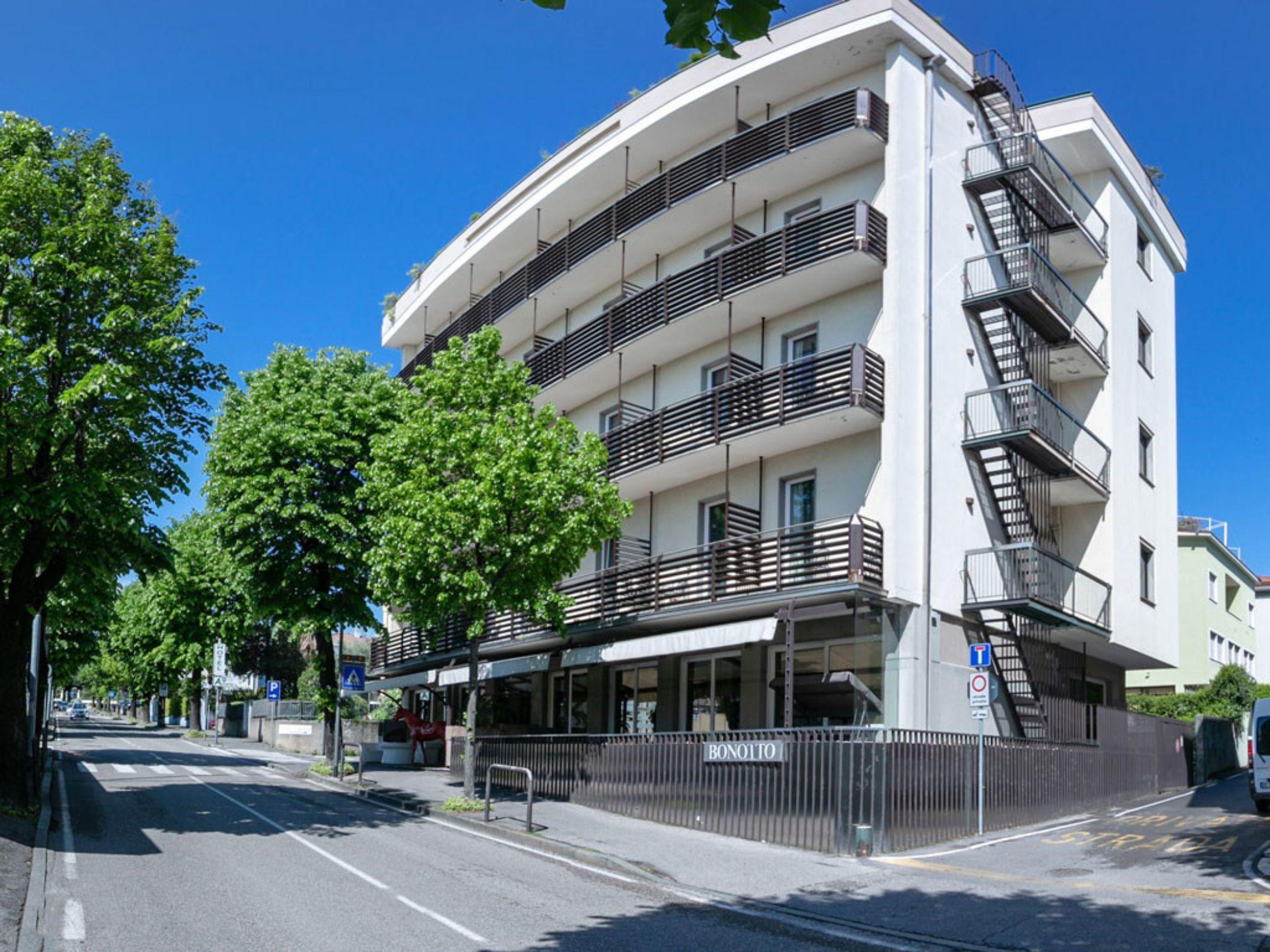 Hotel Bonotto Desenzano del Garda Exterior photo